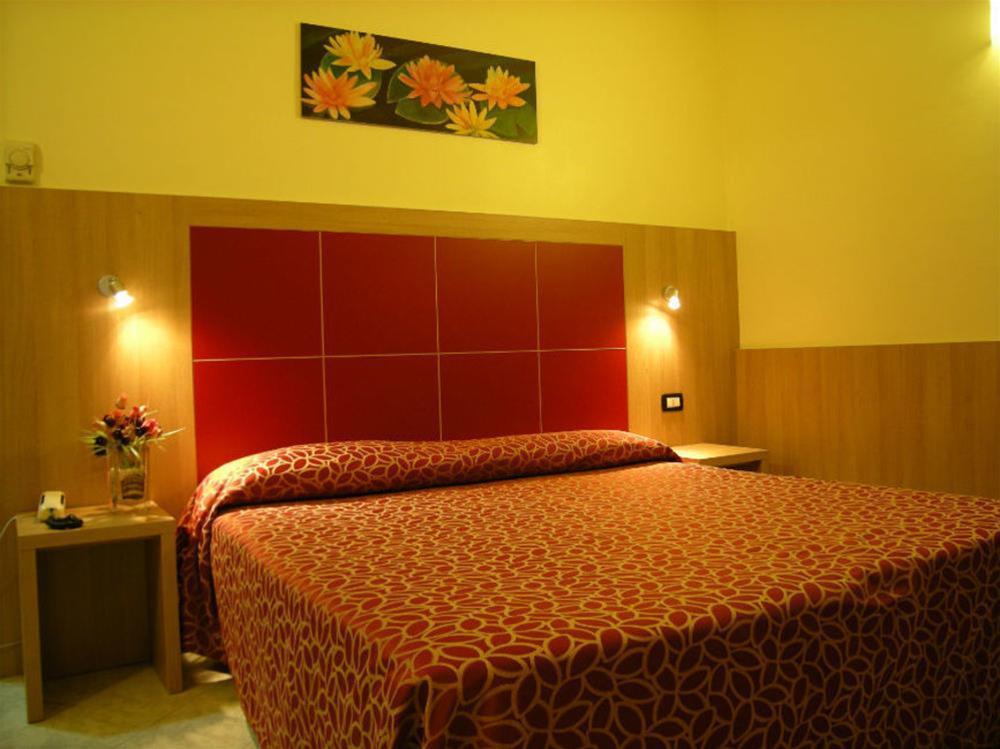 San Carlo Hotel 3*